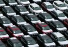 The global auto industry crisis deepens as rising tariffs, severe semiconductor chip shortages, and continuously weak consumer demand add to mounting tensions.