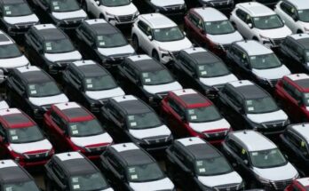 The global auto industry crisis deepens as rising tariffs, severe semiconductor chip shortages, and continuously weak consumer demand add to mounting tensions.