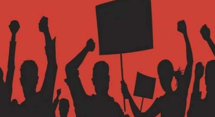 A conceptual image showing members of the Chhattisgarh Employees Officers Federation protesting with banners, demanding their rights on March 18.