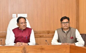 Chhattisgarh Chief Minister Vishnu Deo Sai chairing the first meeting of the State Capital Region (SCR) Development Authority in Raipur.