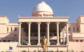 A conceptual image of the Chhattisgarh Legislative Assembly focusing on the intense debate regarding the Korba rice purchase scam and action against corrupt officials.