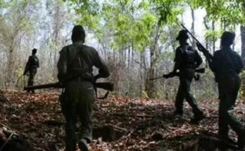 mahasamund naxalite surrender, chhattisgarh naxal news, 25 lakh bounty maoist, vikas alias sudarshan, chhattisgarh police success,