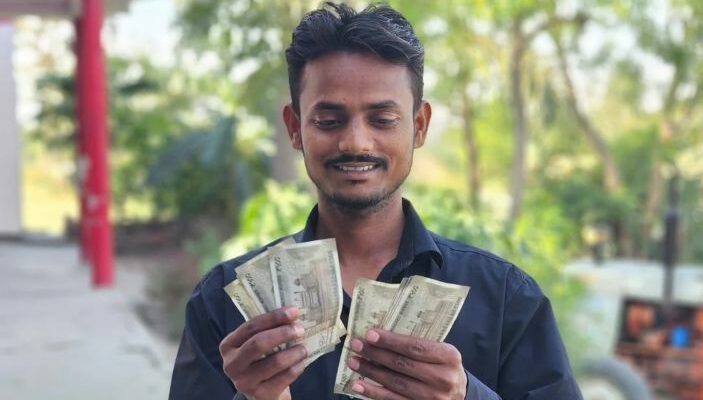 A conceptual image highlighting the DA Hike Update, showing Indian currency, a calculator, and growth charts representing the expected Dearness Allowance increase for government employees.