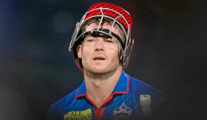 आर अश्विन और डेविड मिलर के मैच के दौरान की निराशाजनक तस्वीर