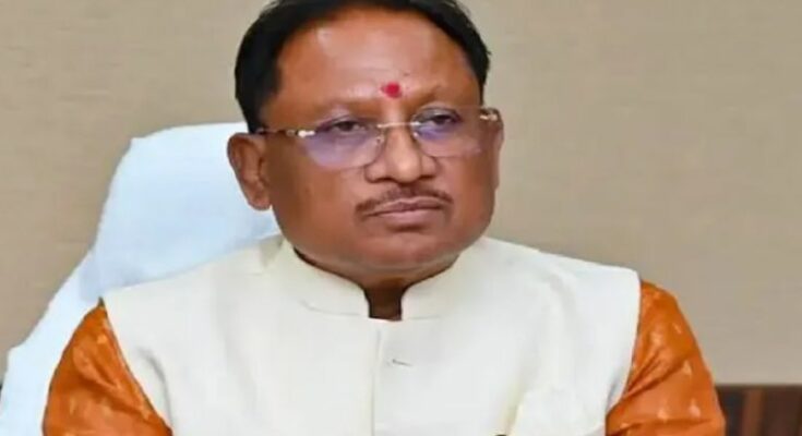 छत्तीसगढ़ के मुख्यमंत्री विष्णुदेव साय और प्राचीन पांडुलिपियों के संरक्षण का प्रतीकात्मक चित्र