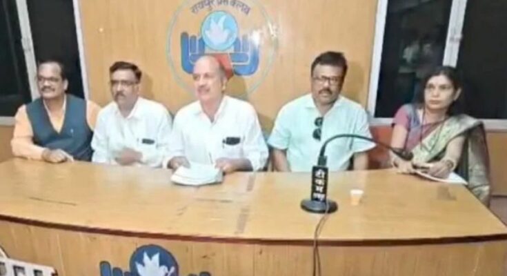 A conceptual image highlighting the RTE Admission Crisis, showing a locked school gate with a board refusing RTE admissions due to unresolved fee reimbursement issues in Chhattisgarh.