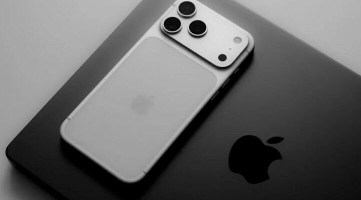 A conceptual image highlighting the iPhone 18 Series Leak, showing the new iPhone design with a pill-shaped cutout, alongside the A20 2nm chip and leaked price tags for India and the USA.