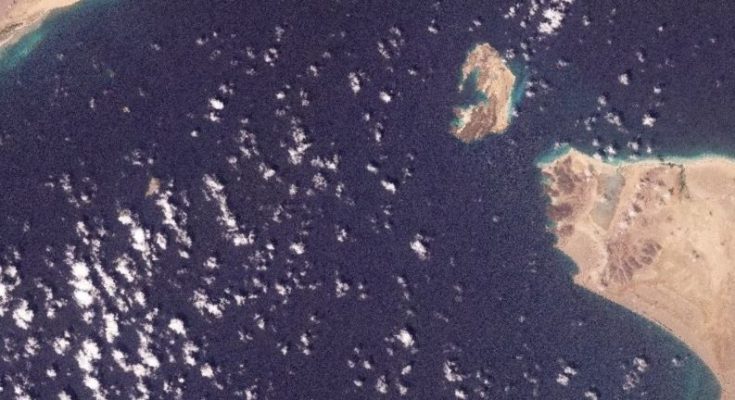 Iran threatens to close Bab-al-Mandeb