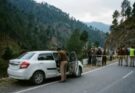 रामबन में कार से दो पुलिसकर्मियों के शव मिले, मौत की वजह स्पष्ट नहीं
